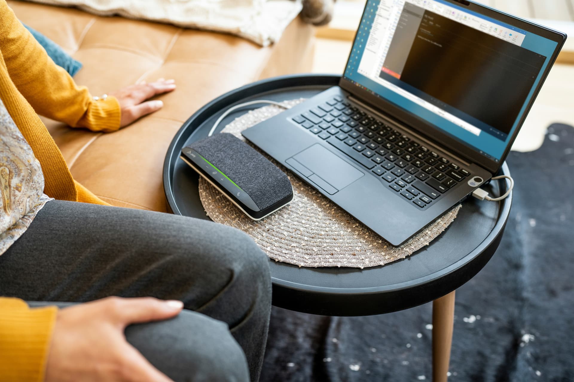 HP Poly Alta-voz Poly Sync 10 certificado para Microsoft Teams, miniatura 3