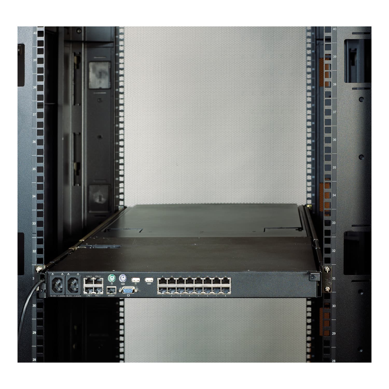 APC KVM-LCDMOUNT, miniatura 4