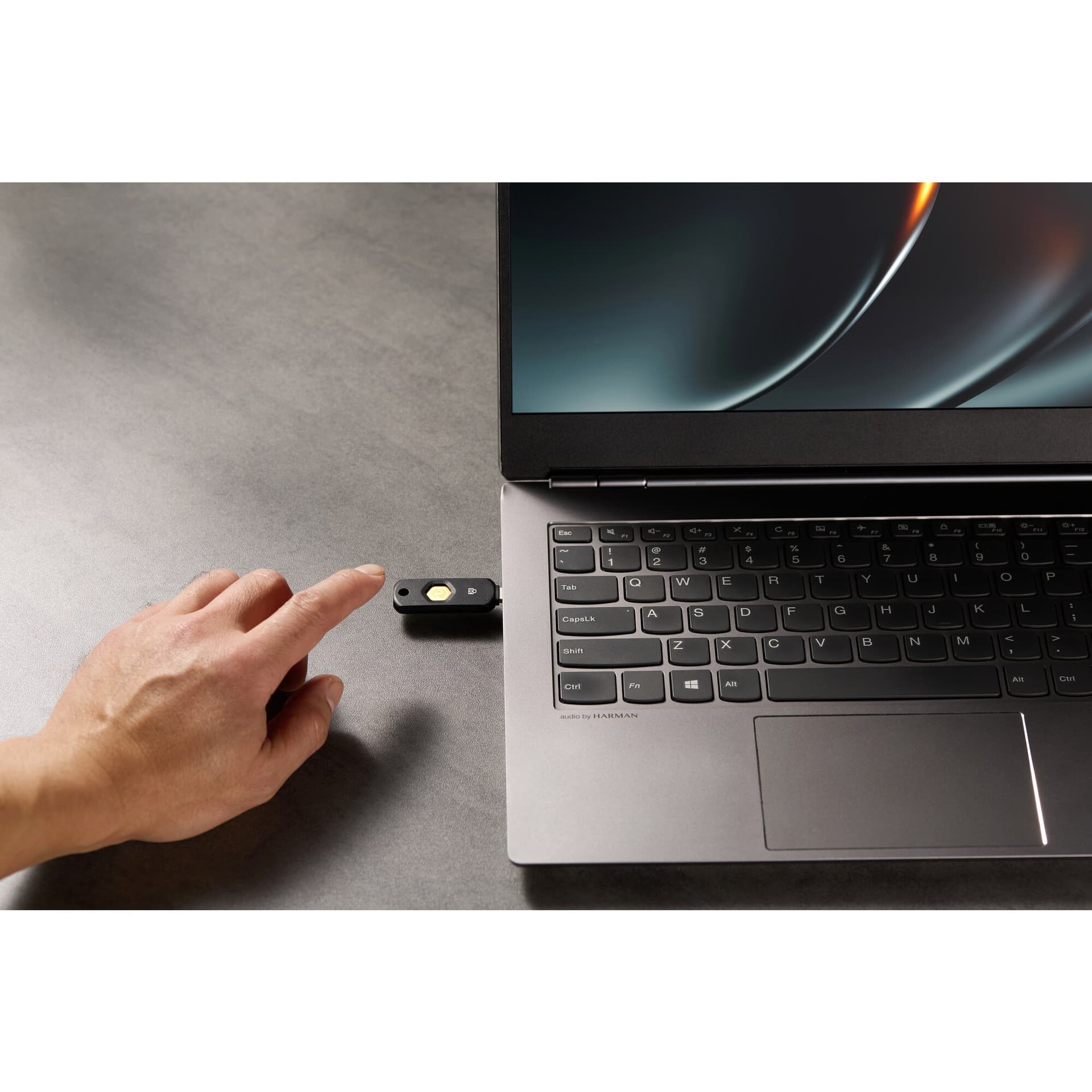 Kensington VeriMark NFC+ USB-C Chave de segurança, miniatura 13