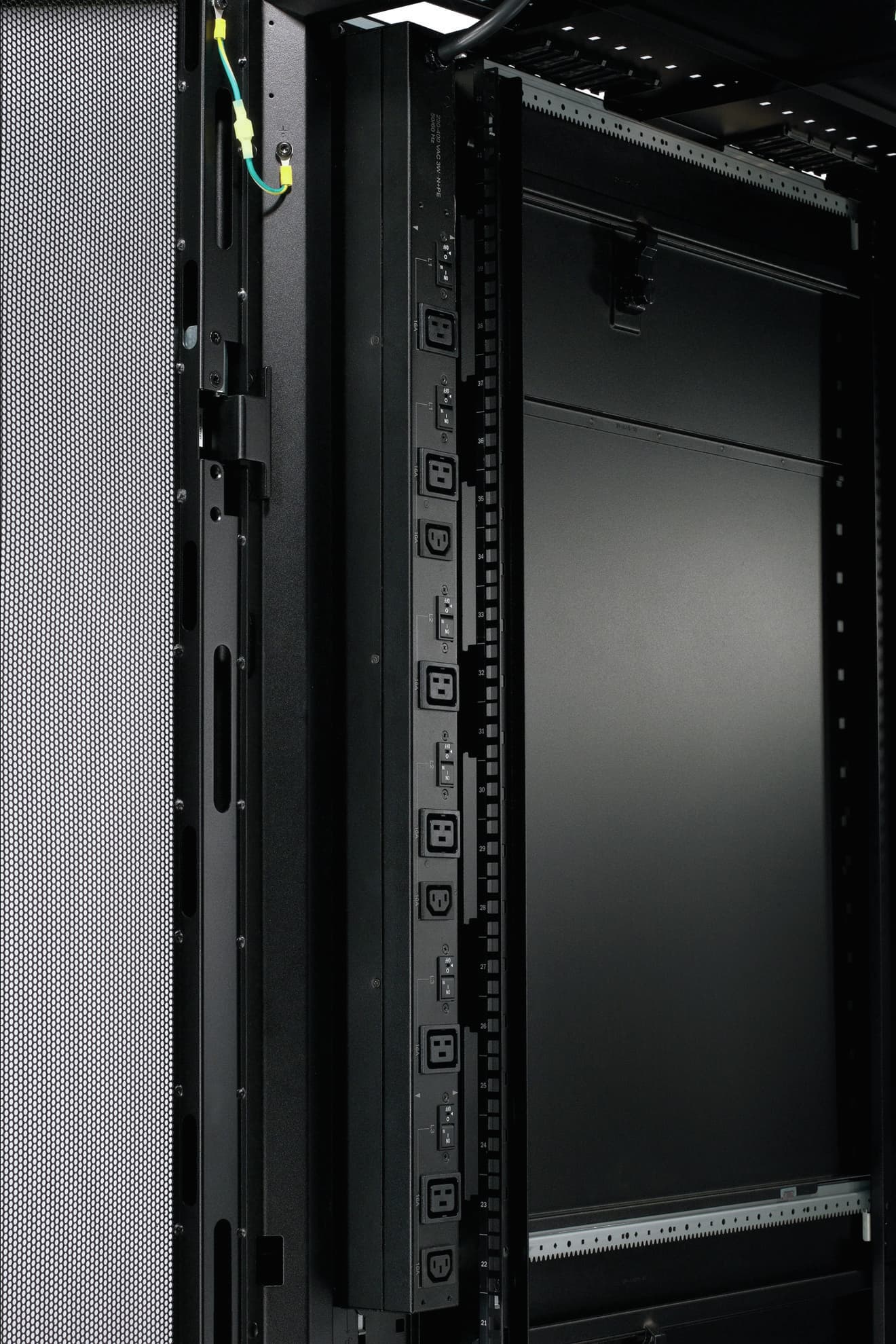 APC Rack PDU Basic Zero U, miniatura 9