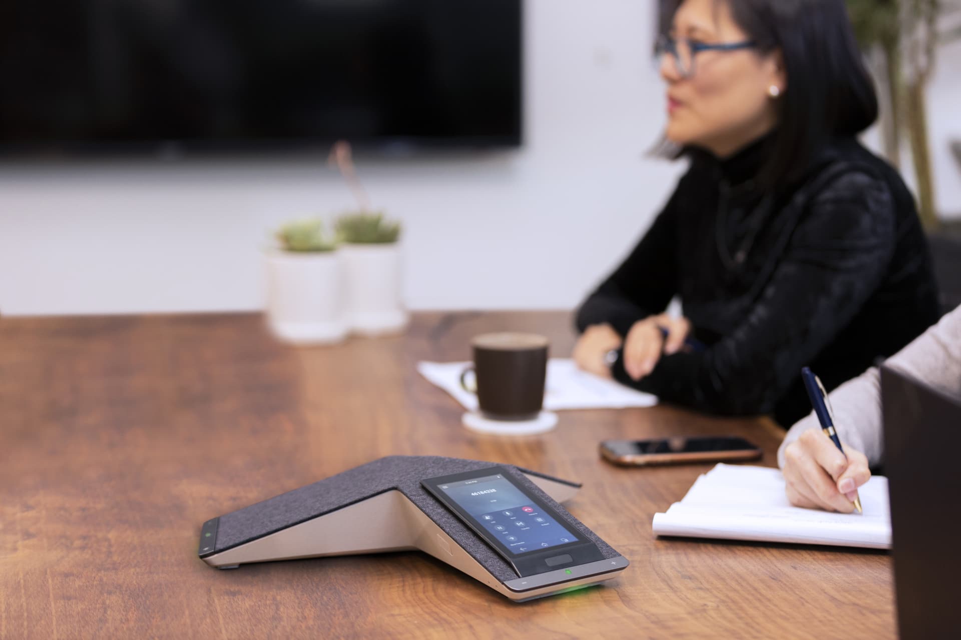 HP Poly Telefone de Conferência IP Poly Trio C60 para Microsoft Teams com PoE e Rádio completo, miniatura 4