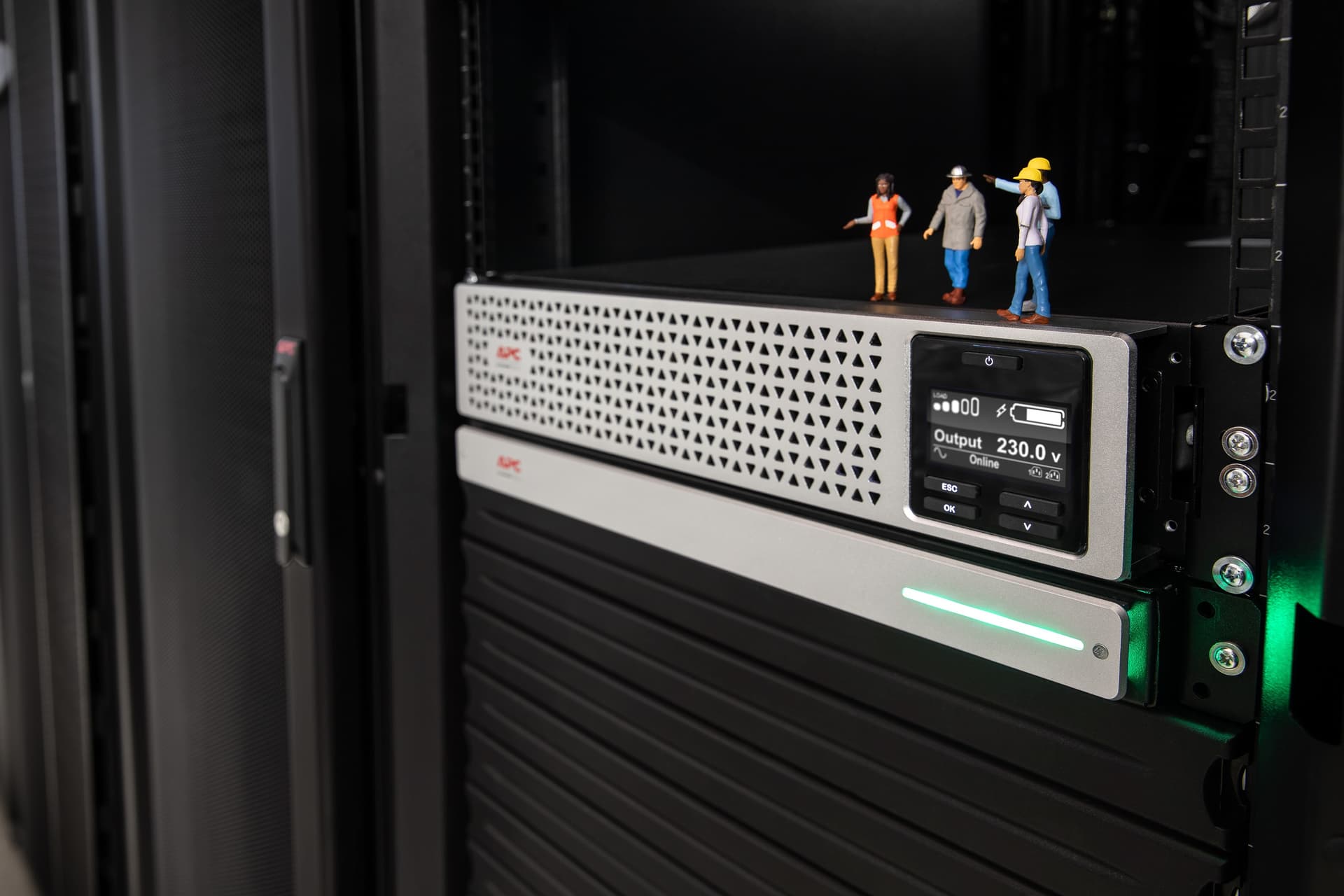 APC SMART-UPS SRT LI-ION 3000VA RM ACCS, miniatura 3