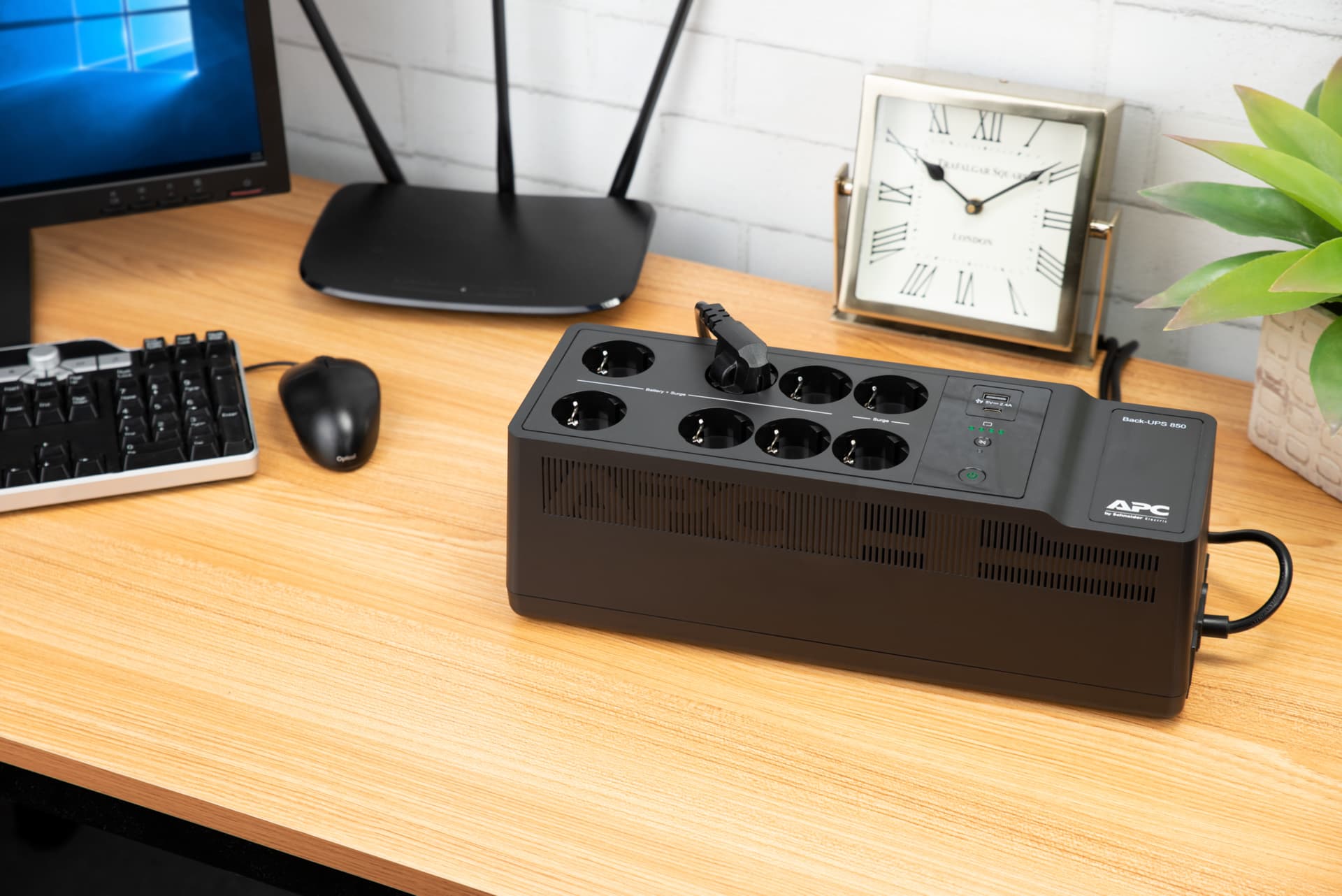 APC BE850G2-GR, miniatura 8